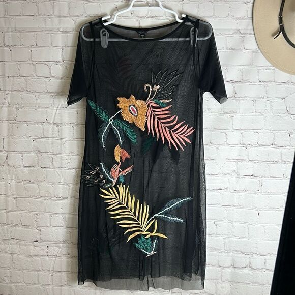 GUESS Floral Embroidered Jimena Tropic Mesh Dress - Picture 4 of 11